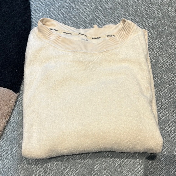 Soft Crew Neck - Picture 1 of 3
